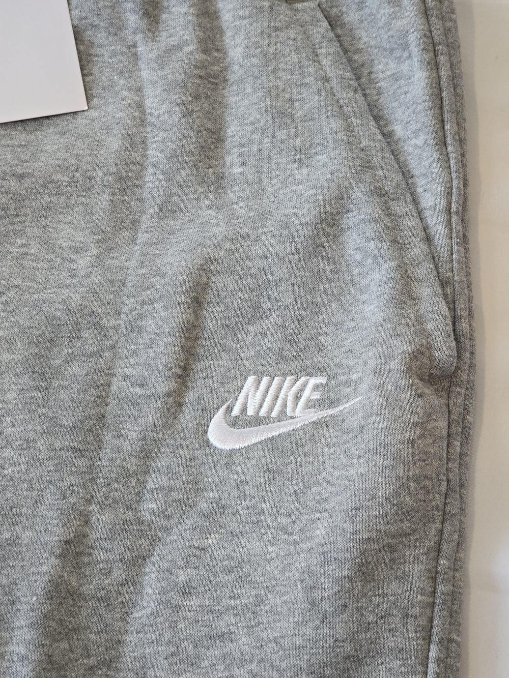Nike Kids Gray Fleece Sweatpants with White Logo. Size L. NWT - Picture 2 of 4